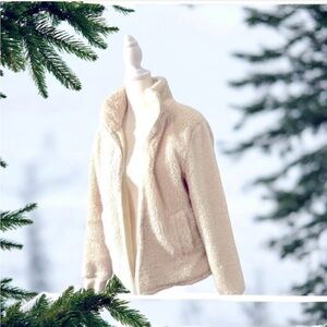 - J CREW Faux fur Teddy Jacket  Size  S
